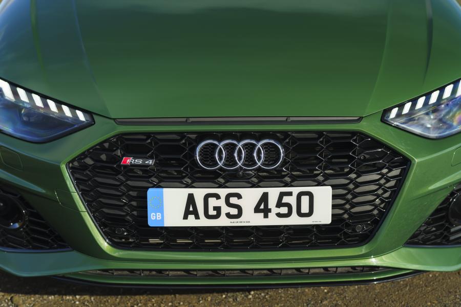 Детали экстерьера Audi RS4 Avant (B9) 2020 года  (UK) (фото 55 из 99)